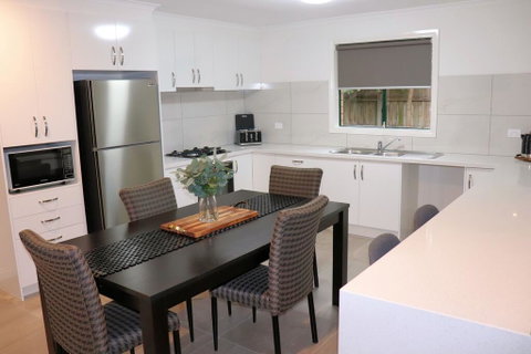 Best Western Fawkner Suites & Serviced Apartments - Accommodation Melbourne 0