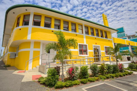 Big Bird Backpackers - Accommodation Melbourne 0