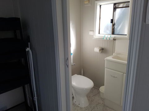 BIG4 Cane Village Holiday Park - Accommodation Melbourne 3