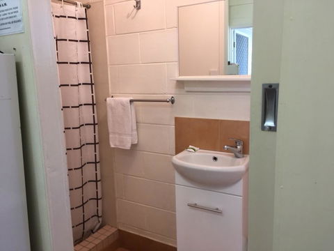 BIG4 Cania Gorge Holiday Park - Melbourne 4u 1