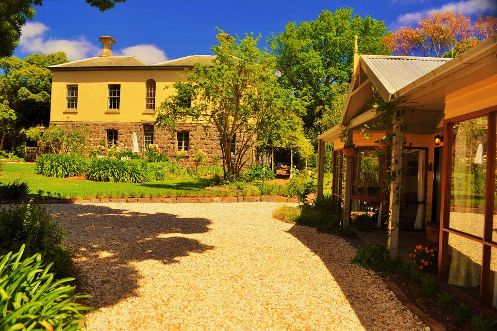 Glenaroua VIC Accommodation Melbourne