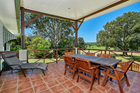 Birds 'n' Bloom Cottages - Accommodation Melbourne 1