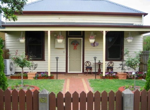 Bloomsbury Cottage - Accommodation Melbourne 1