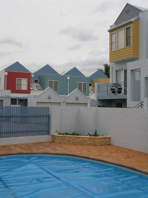 Bluedock Apartments - Accommodation Melbourne 3