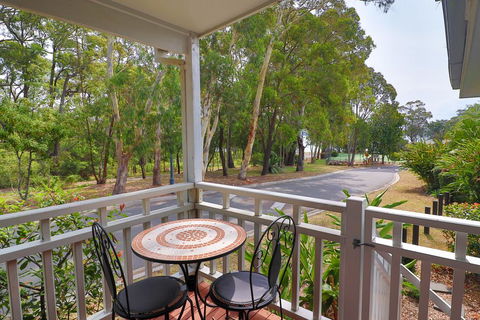 Bluewater Executive Villa In Raffertys Resort - Accommodation Melbourne 2