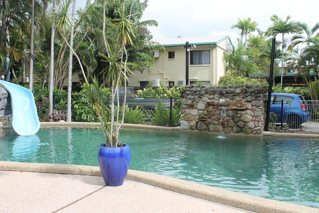 Cairns QLD Accommodation Melbourne