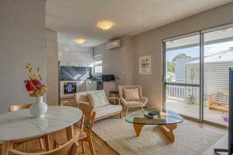 The Nordic Nook - A Relaxed Redcliffe Stay - Accommodation Melbourne 2