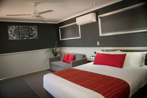 The Rocks Motel - Melbourne 4u 2