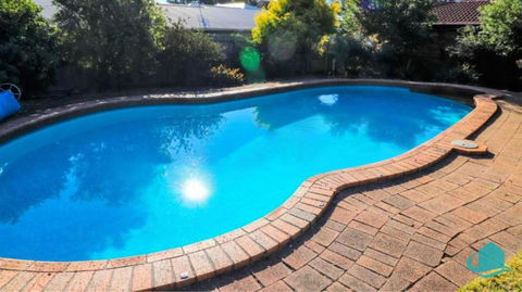 Wemberley Lakehouse - Accommodation Melbourne 1