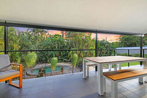 A Tropical Pool Paradise In Rapid Creek - Accommodation Melbourne 2