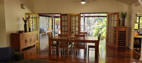 Berry Springs Tropical Retreat - Accommodation Melbourne 3