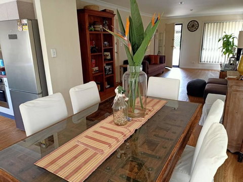 Tingalpa Townhouse Treat - Accommodation Melbourne 3