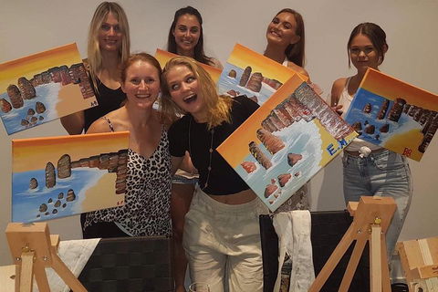Friday Night 2 For 1 Paint And Sip Art Sessions - Accommodation Melbourne 1