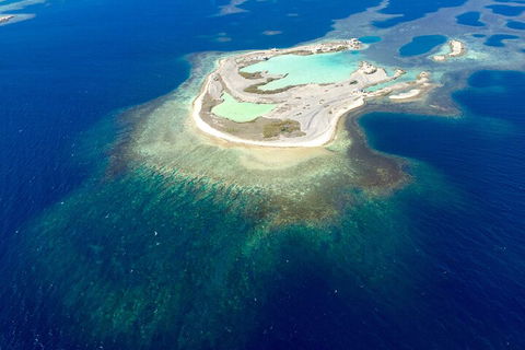 Abrolhos Islands Fixed-Wing Scenic Flight - Accommodation Melbourne 4