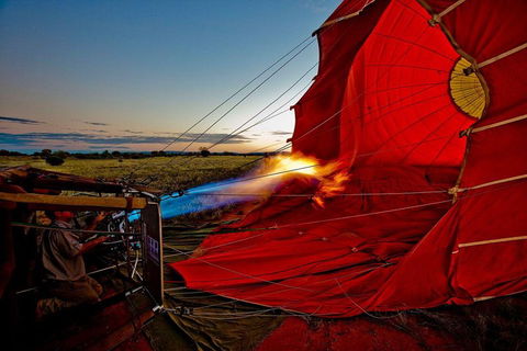 Early Morning Ballooning In Alice Springs - Accommodation Melbourne 0