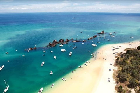 Adventure Moreton Island Wrecks Adventure Package - Accommodation Melbourne 5