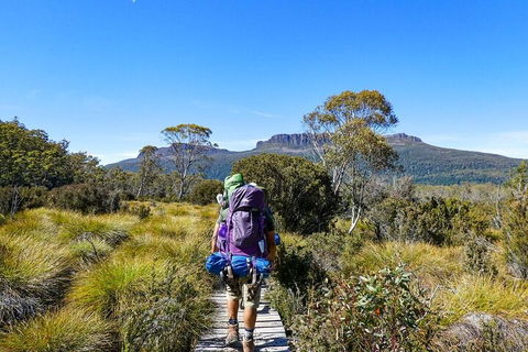 6 Day Trek The Cradle Mountain Overland Track - Melbourne 4u 4