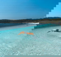 Lake McKenzie Full-Day Tour with Lunch from Hervey Bay - Accommodation Melbourne