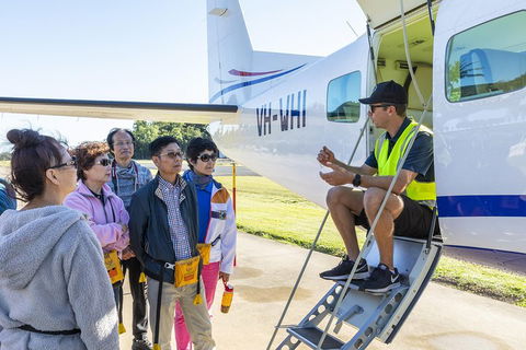 Scenic Flight - Great Barrier Reef, Heart Reef, Whitehaven Beach & Hill Inlet! - Accommodation Melbourne 1