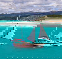 2-Day Whitsundays Sailing Adventure SV Whitehaven - Accommodation Melbourne