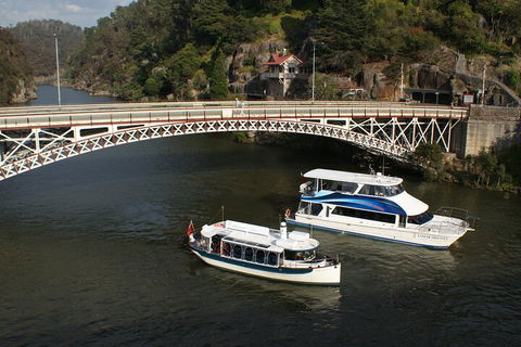 2.5 Hour Morning Discovery Cruise Including Sailing Into The Cataract Gorge - Melbourne 4u 5