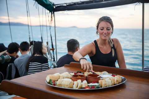 Fly & Sail Package (With Providence) - Accommodation Melbourne 0