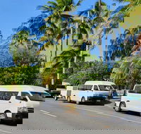 Airport Transfer to or from Cairns hotels for up to 13 people - Melbourne 4u