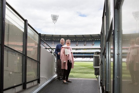 Ultimate Sports Lovers Bus Tour Of Melbourne - Accommodation Melbourne 3