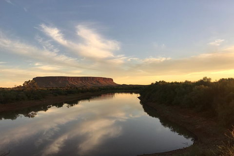 Mount Conner 4WD Small Group Tour From Ayers Rock Including Dinner - Accommodation Melbourne 5
