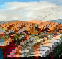 Ayers Rock Day Trip from Alice Springs Including Uluru Kata Tjuta and Sunset BBQ Dinner - Accommodation Melbourne